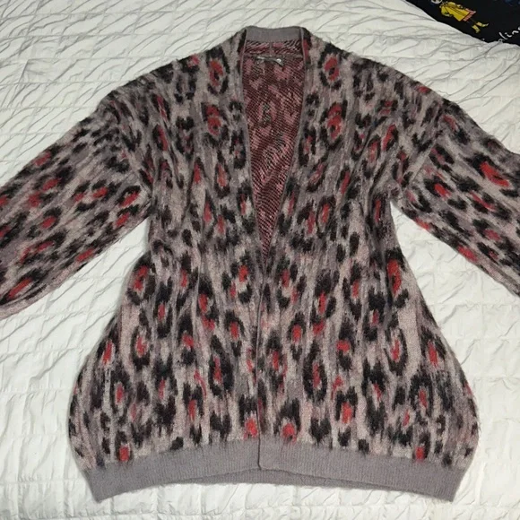 Anthropologie Animal Print Cardigan in Gray and Red - Picture 2 of 7